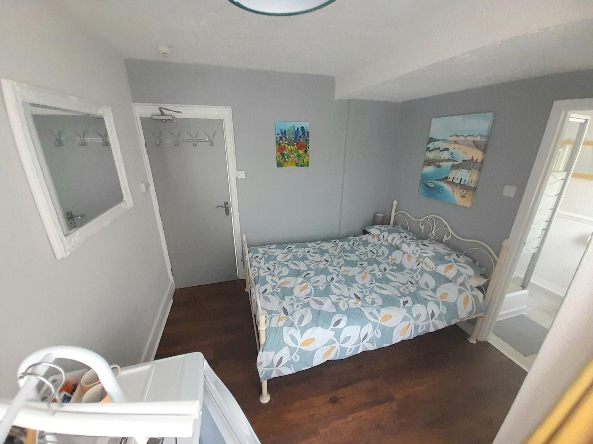 Bed & Breakfast Torbay 2*