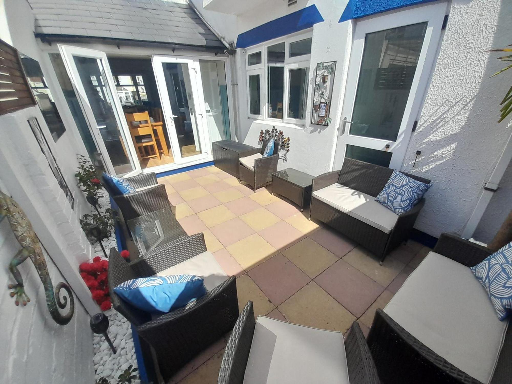 Torbay 2*